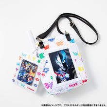 画像をギャラリービューアに読み込む, アクリルブロマイドホルダー ニュージェネレーションウルトラマン アイコン総柄