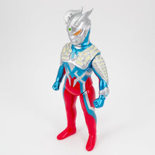 画像をギャラリービューアに読み込む, ブルマァク ウルトラマンゼロ(TSUBURAYA限定カラー)Ver.2