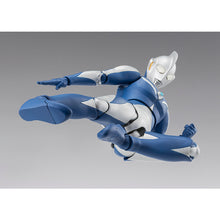 画像をギャラリービューアに読み込む, S.H.Figuarts ウルトラマンコスモス ルナモード