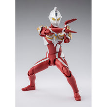 画像をギャラリービューアに読み込む, S.H.Figuarts ウルトラマンマックス