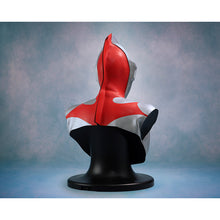 画像をギャラリービューアに読み込む, ULTRAMAN C-TYPE SUIT SIZE BUST PROP REPLICA