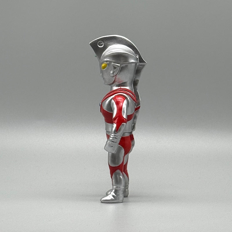 ウルトラマン MAXTOY ミニソフビ怪獣倉庫シリーズ 蓄光成型 MAXTOY ミニソフビ 怪獣倉庫シリーズ ウルトラマン （GIANTS ver