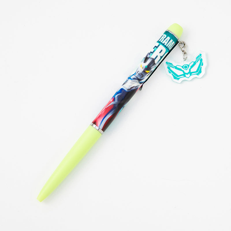 チャーム付きボールペン ウルトラマンゼロ – TSUBURAYA STORE ONLINE