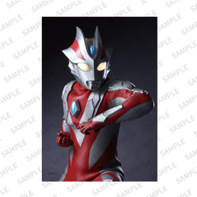 画像をギャラリービューアに読み込む, ブロマイド ウルトラマンマックス＆ウルトラマンゼノン
