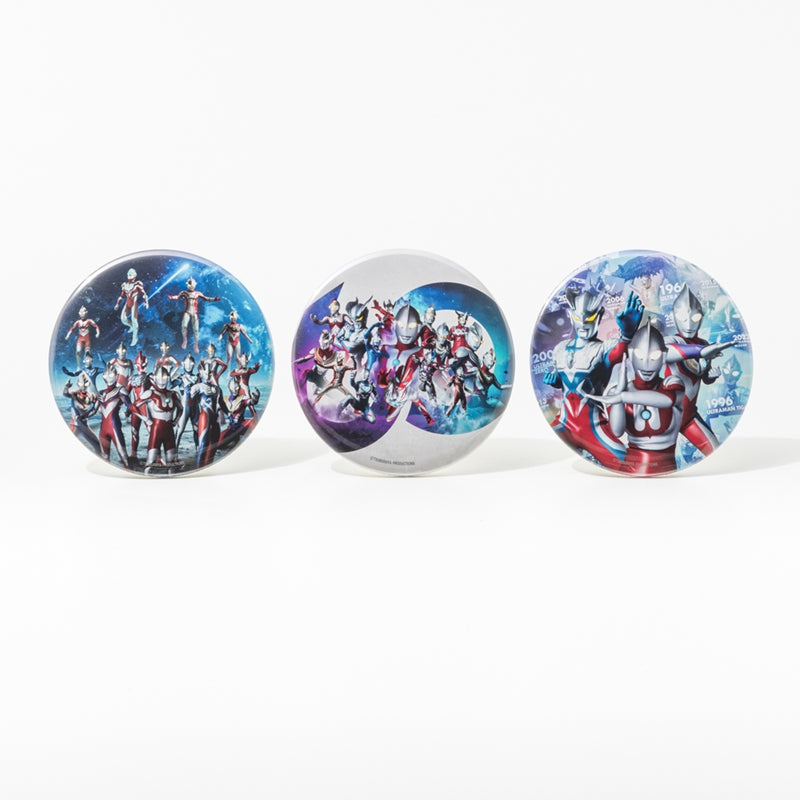 【限定缶バッジ‼️早い者勝ち‼️】ウルトラマン60周年　非売品‼️ ウルトラマンシリーズ60周年 記念ビジュアルBIG缶バッジ（台座付き） 1