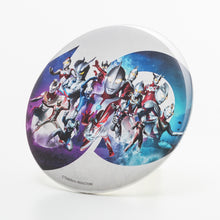 画像をギャラリービューアに読み込む, ウルトラマンシリーズ60周年 記念ビジュアルBIG缶バッジ（台座付き） 2
