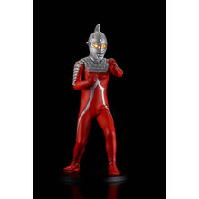 画像をギャラリービューアに読み込む, 海洋堂 Character Classics 「X-TREME- ウルトラセブン」
