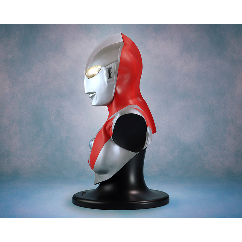 ULTRAMAN C-TYPE SUIT SIZE BUST PROP REPLICA – TSUBURAYA